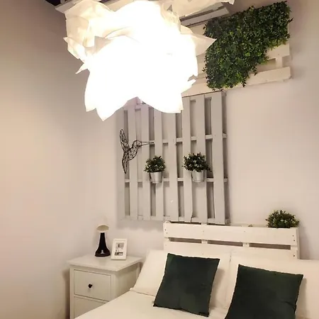 Small And Cozy - G Apartment Valencia