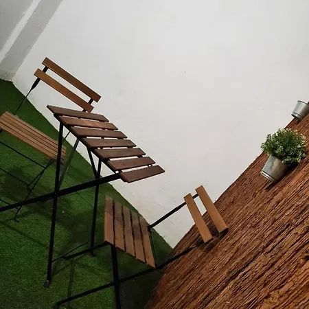 Apartment Small And Cozy - G