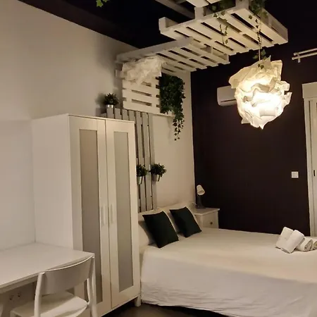 Apartment Small And Cozy - G *