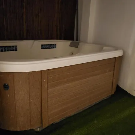 Apartment Small And Cozy - G *