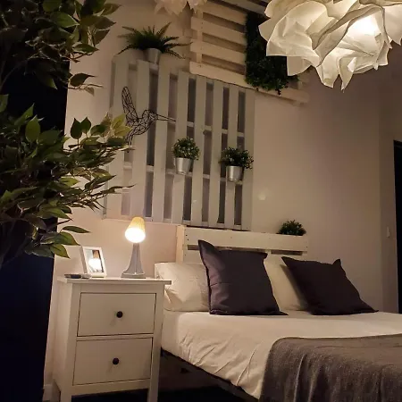 Small And Cozy - G Apartment