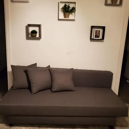 Apartment Small And Cozy - G Valencia