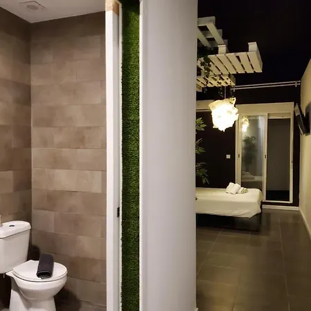 Small And Cozy - G 발렌시아