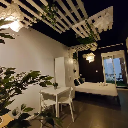 Apartment Small And Cozy - G *